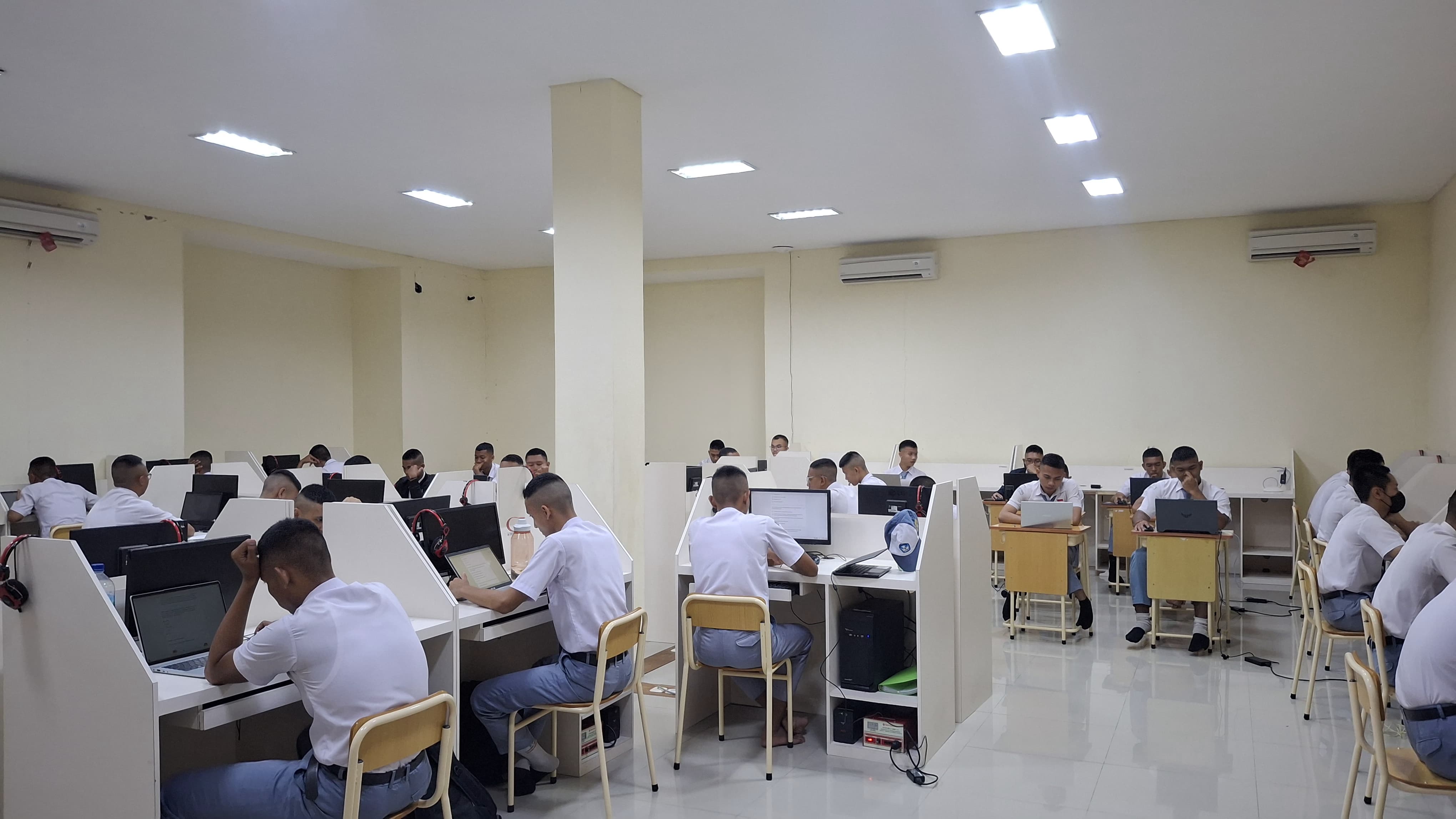 Image Ujian Sekolah Berbasis Komputer (USBK) di SMA Taruna Mandara Dimulai