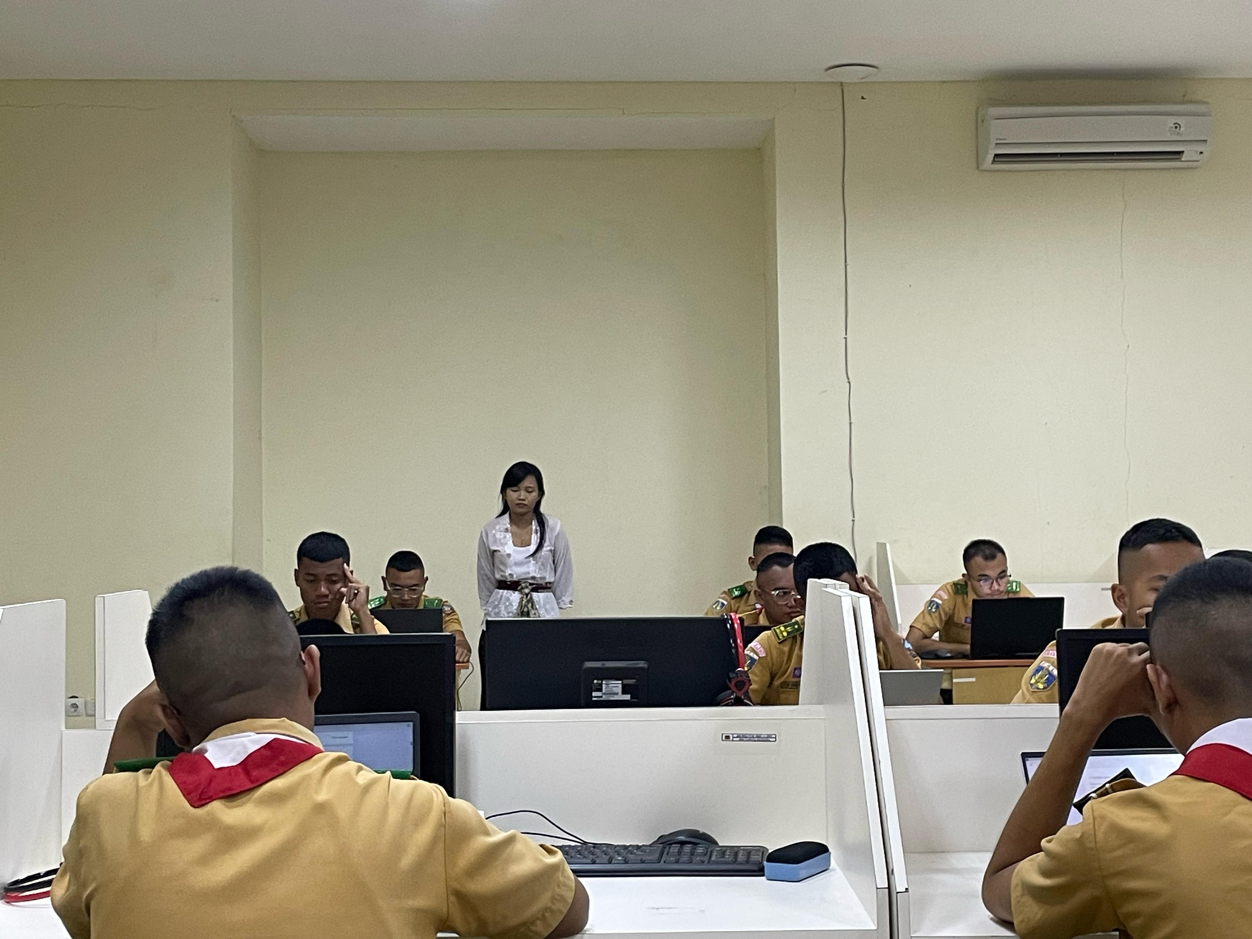 Image Ujian Sekolah Berbasis Komputer (USBK) di SMA Taruna Mandara Dimulai