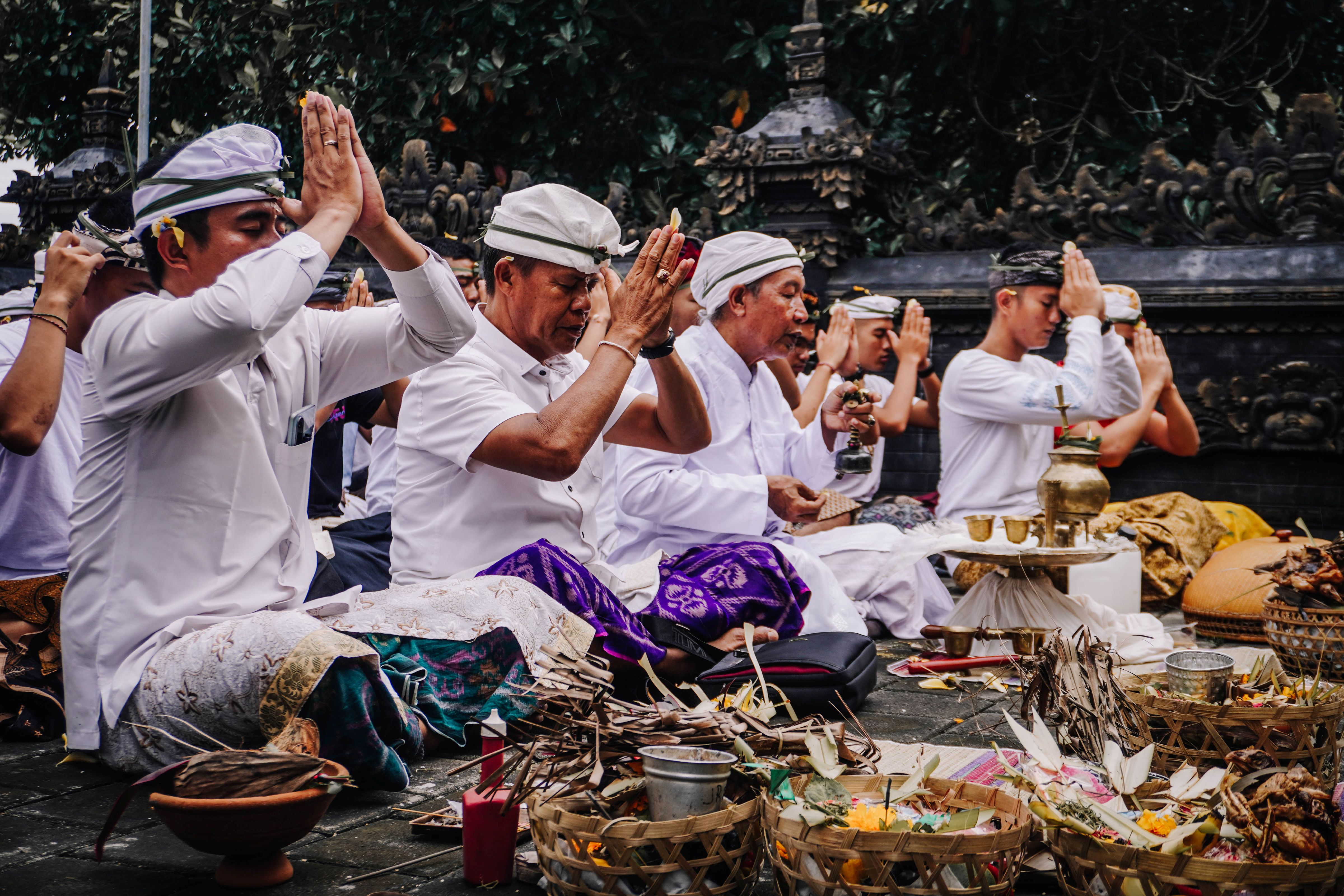 Image Melaspas dan Kegiatan Samawartana SMA Taruna Mandara