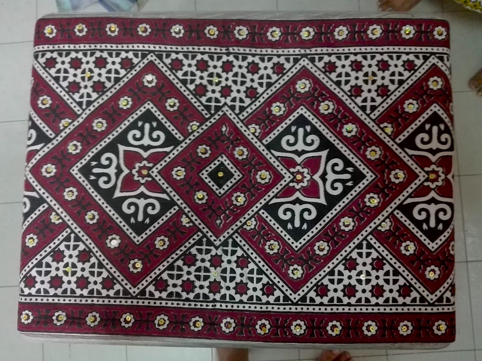 Art Transcends Borders: Sadia's Embroidery Tells Her Story